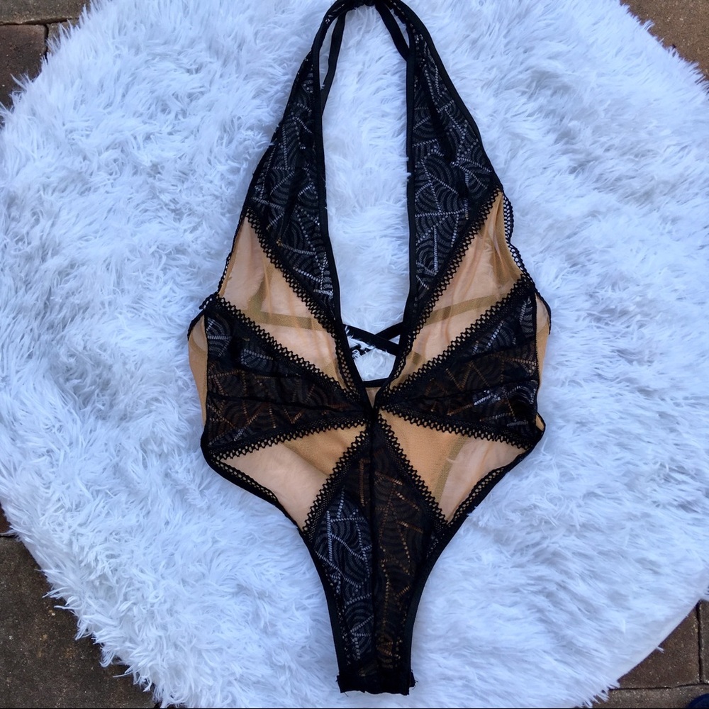 ❤️ NWOT- OhlalaCheri Paris One Piece Teddy ❤️